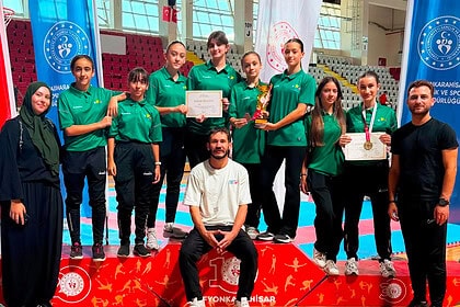 Kocaeli Ve Körfez’e Karate Gururu: Kocaeli Kız Takımı Ve Elif Ecrin’den Türkiye Derecesi!