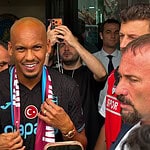 Trabzonspor'un Yeni Transferi Fabinho Türkiye'ye Geldi: Yıldız Orta Saha Havalimanında Karşılandı!