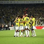 Fenerbahçe Tur İçin Avantajı Yakaladı