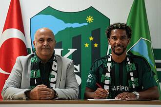 Kocaelispor Fransız Forvet Florian Aye İle 2 Yıllık Sözleşme İmzaladı!