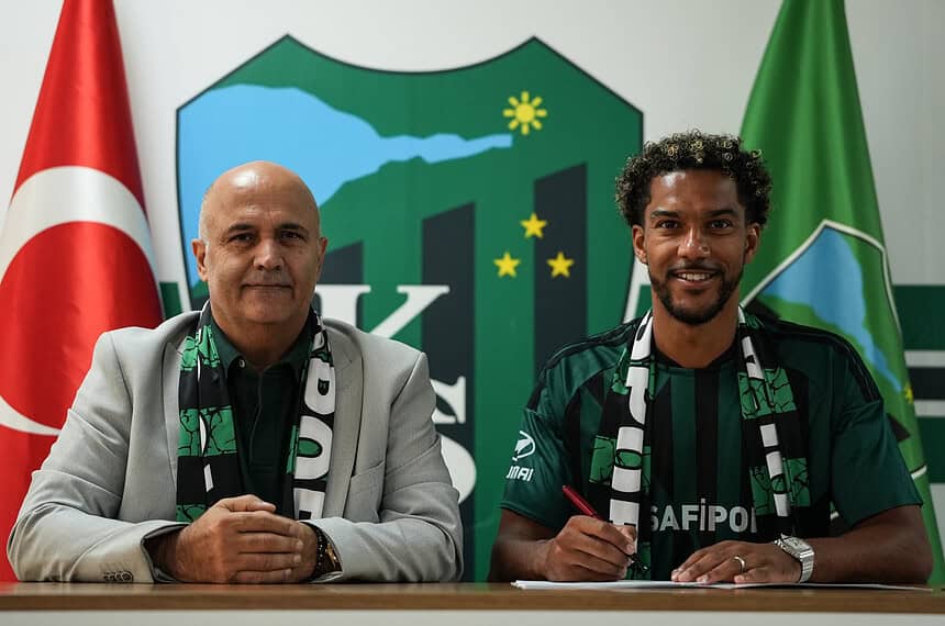 Kocaelispor Fransız Forvet Florian Aye İle 2 Yıllık Sözleşme İmzaladı!