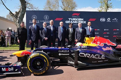 Formula 1 Türkiye’ye Geri Dönüyor: Bakan Ersoy İstanbul Park’ın 2031’e Kadar F1 Takviminde Olduğunu Açıkladı!