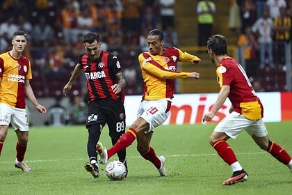 Galatasaray Sezona Beraberlikle Başladı