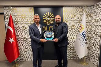 Gölcük Belediye Başkanı Ali Yıldırım Sezer Gürcistan Kutaisi Heyetini Ağırladı!
