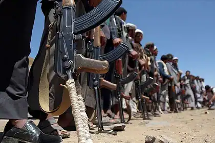 Husiler Suudi Arabistan'a Ait Askeri Yığınaklara Yönelik Geniş Çaplı Operasyon Düzenlendi