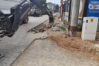 SEDAŞ Altyapı Çalışması Sonrası Bozulan Sokaklar İzmit Belediyesi Ekiplerince Yenileniyor!