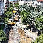 Karamürsel Belediyesi’nden Üstyapı Atılımı: Eski İzmit Caddesi Ve Helvacıoğlu Sokak’ta Yol Yenileme Çalışmaları!