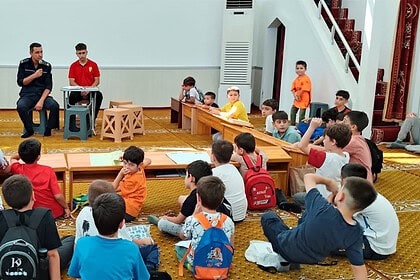 Kocaeli Büyükşehir Belediyesi İtfaiyesi'nden Çocuklara Afet Ve Yangın Eğitimi!
