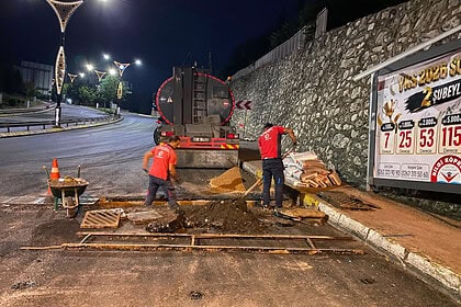 İzmit’in Merkezinde ve Kırsalında Büyük Değişim: Büyükşehir Ekipleri Eş Zamanlı Sahada!