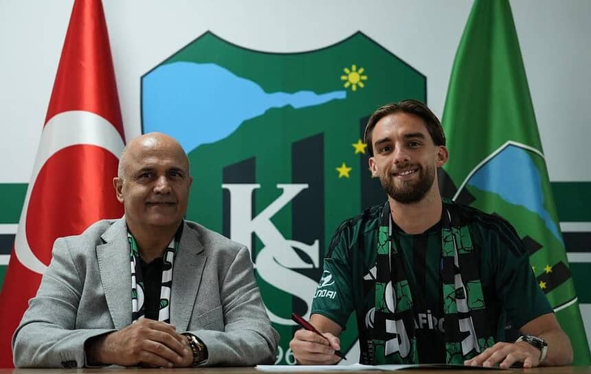 Kocaelispor, Berkan Kutlu’yu kadrosuna kattı