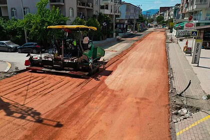 Körfez Atalar Mahallesi’nde Üstyapı Yenileniyor: Mehmet Akif Ersoy Caddesi Ulaşıma Hazırlanıyor!