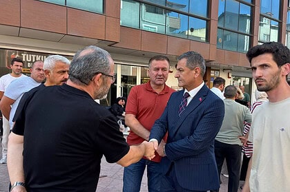 İzmit Yenişehir’deki Yıkım Sonrası Başkanvekili Obuz Olay Yerinde: "İlk Hedefimiz Mağduriyeti Gidermek!"