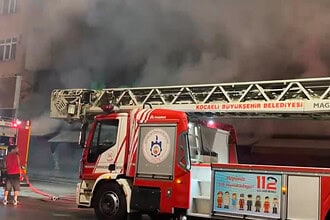 Kocaeli Gebze Sultan Orhan Mahallesi’nde Markette Yangın Çıktı!