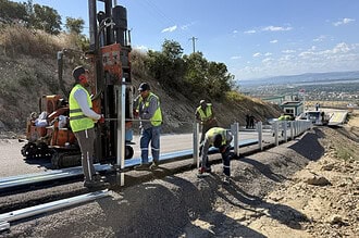 Otokorkuluklarla Yol Güvenliği Artırılıyor