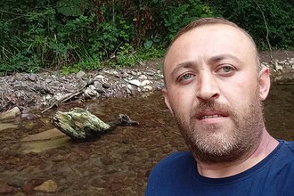 Adapazarı'nda Kanlı Tartışma! İzmitli Seçkin Cebe Eşine Dört El Ateş Etti!