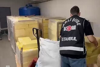 Kocaeli Dahil 8 İlde "Şeker Soruşturması" Operasyonu: 25 Şirkette Arama Yapıldı, 47 Şüpheli İfadeye Çağrıldı!