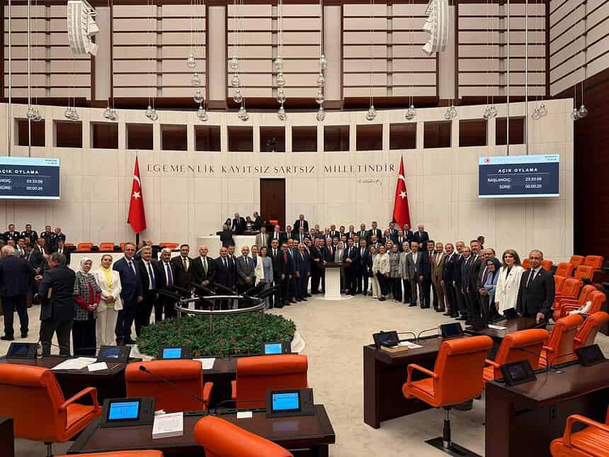 Kocaeli Ve İlçelerindeki Şehit Aileleri İle Gazileri İlgilendiren Kanun Teklifi Yasalaştı!