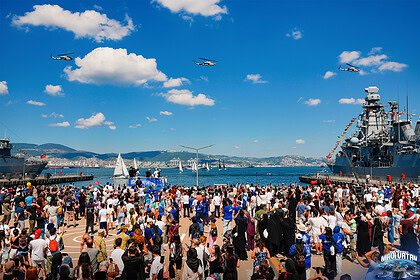 Kocaeli Gölcük Tersanesi'nde TEKNOFEST Mavi Vatan Rüzgarı Esmeye Devam Ediyor!