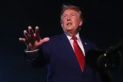 Trump, İran Devrim Muhafızları Ordusu İle Doğrudan İletişimde Olduklarını İddia Etti