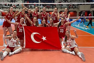 U17 Kız Milli Voleybol Takımımız Dünya Şampiyonası'na Galibiyetle Başladı: Tayland’ı 3-0 Mağlup Ettik!