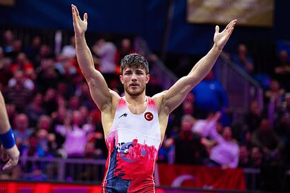 Akdeniz Oyunları’nda Yunus Emre Başar Grekoromen Stil 77 Kiloda Finalde!