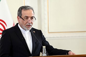 Arakçi ABD'ye Diplomasi İçin Seslendi: "Baskı İşe Yaramaz"