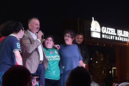 Başiskele'de 63 Bin Metrekarelik Millet Bahçesi Hizmete Açıldı