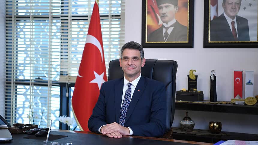 Başkan Kocaman Kartepelileri Zafer Kortejine Davet Etti: "Omuz Omuza Yürüyelim"