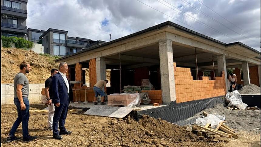 Başkan Vekili Lütfü Obuz, Cevdet Hoca Sokak'tan Fildişi'ne Üç Mahallede Sahayı Denetledi