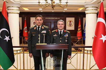 Bayraktaroğlu, Libyalı Mevkidaşı Al-Namroush'u Ankara'da Ağırladı