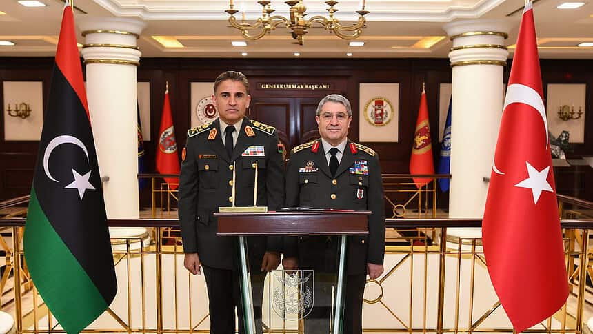 Bayraktaroğlu, Libyalı Mevkidaşı Al-Namroush'u Ankara'da Ağırladı