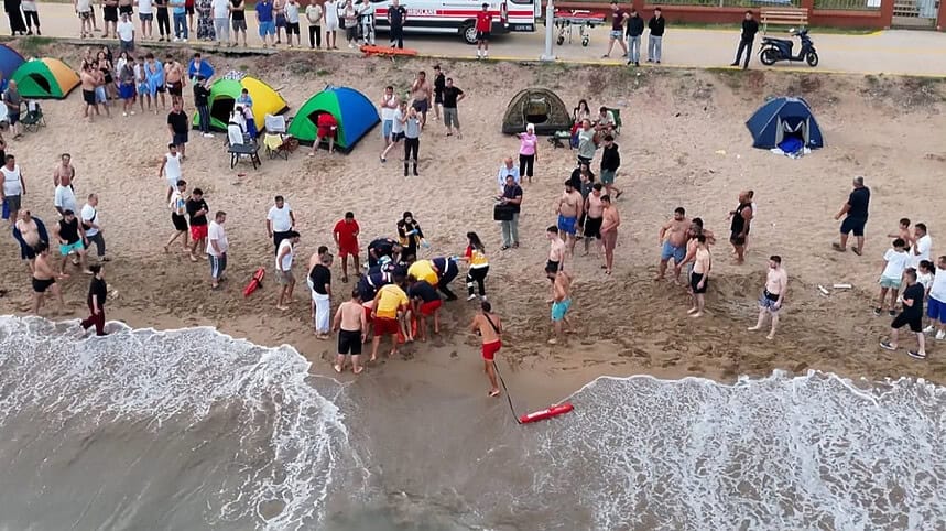 Kandıra Sahillerinde Yasağa Rağmen Acı Bilanço: 2 Kişi Boğuldu, Kayıp 1 Kişi Aranıyor!
