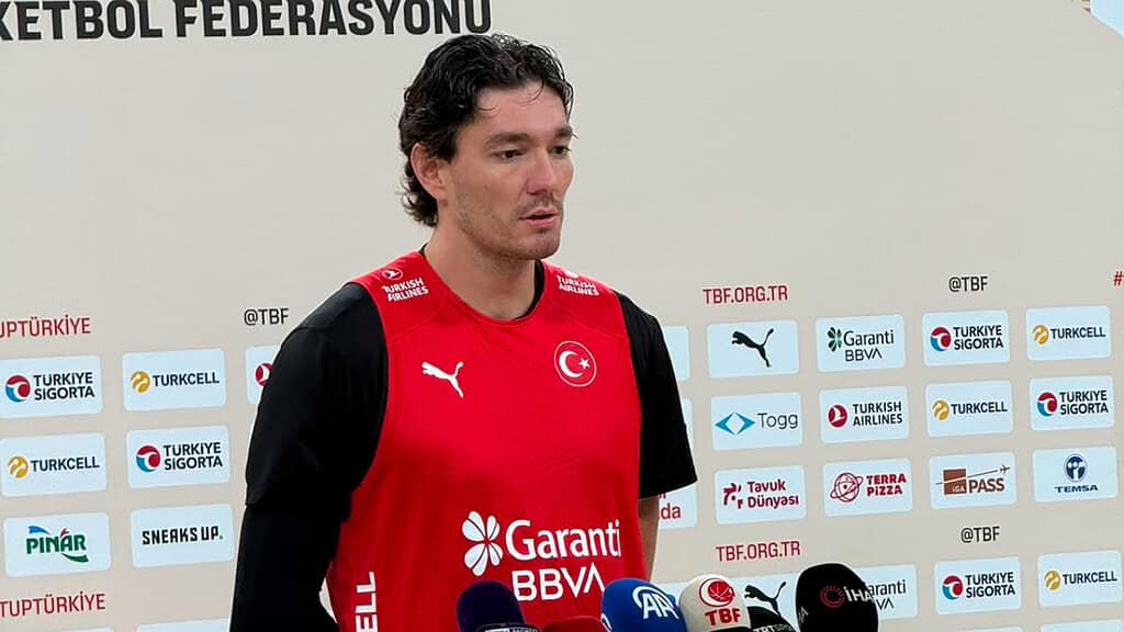 Cedi Osman Litvanya Maçı Öncesi Konuştu: "Kazanarak Devam Etmek İstiyoruz"