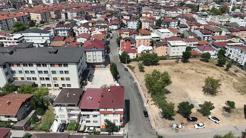 Darıca Mevlana Caddesi Altyapı ve Üstyapı Çalışmalarıyla Baştan Sona Yenilendi!