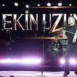 Ekin Uzunlar Değirmendere'de Sahne Aldı: Meydanda Horonlu Konser