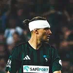 Kocaelispor’un Genç Yıldızı Emir Ortakaya Sakatlığa Rağmen Oyuna Devam Etti!