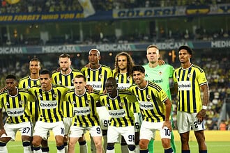 Fenerbahçe 2-0'lık Avantajla Sturm Graz'a Konuk Oluyor: Hedef Play-Off