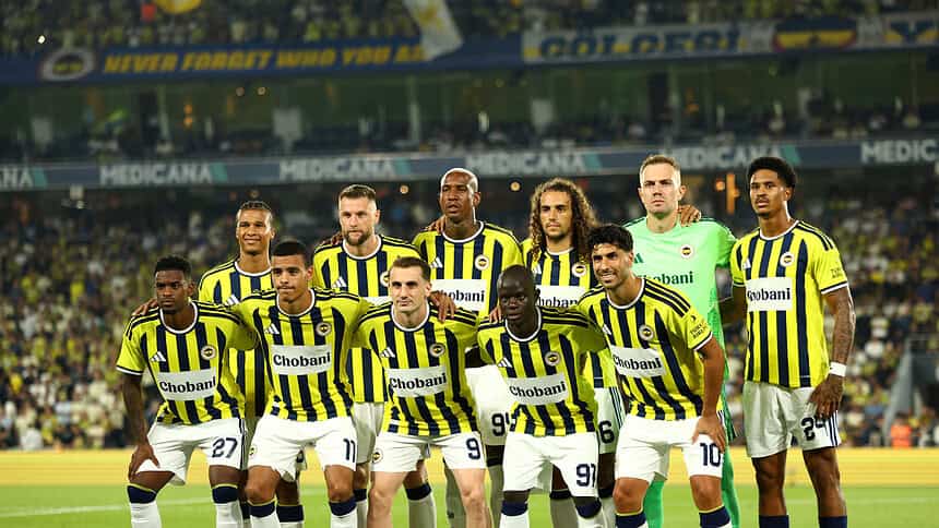 Fenerbahçe 2-0'lık Avantajla Sturm Graz'a Konuk Oluyor: Hedef Play-Off