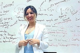 Instagram Fenomeni "Fidan Hoca" İki Ayrı Suçtan Tutuklandı