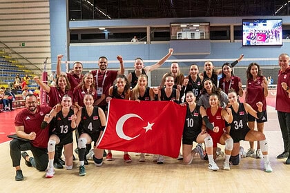 Filenin Sultanları Namağlup Finalde: Sırbistan'ı 3-1 Yendi