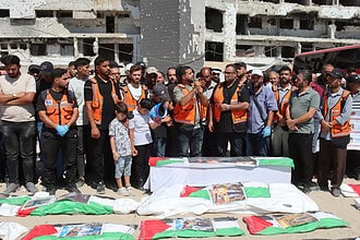 Gazze'de Enkazdan Çıkan 50 Cenaze Toprağa Verildi: 19'u Çocuk