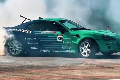 Gebze'de Drift Festivali: Başkan Büyükgöz Pilotun Aracına Bindi