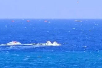 Girne Açıklarında 279 Kişilik Katamaran Battı: Kurtarma Sürüyor