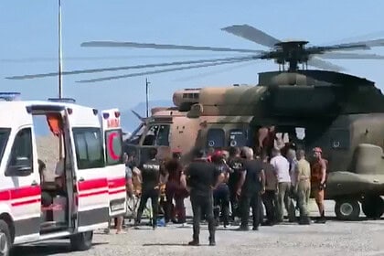 Girne'de Batan Gemi İçin Başkan Üstel Kriz Masası'nı Topladı, "Öncelik İnsan Hayatı"