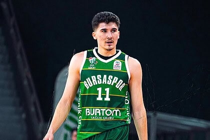 Glint Körfez Basket, 20 Yaşındaki Berk Can Akın'ı Kadrosuna Kattı