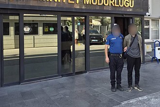 Kocaeli’de Göçmen Kaçakçılığı Operasyonu: 10 Yıl Kesinleşmiş Cezası Bulunan H.M. Yakalandı!