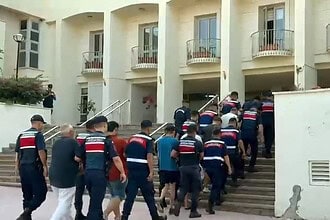 Kocaeli Dahil 23 İlde Göçmen Kaçakçılığı Operasyonu!