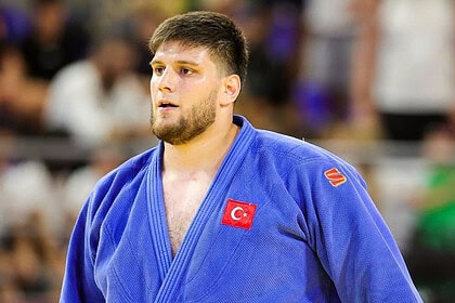 İbrahim Tataroğlu Akdeniz Oyunları'nda Altın Madalyayı Kaptı