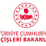 İçişleri Bakanlığı Girne'de Su Alan Gemi İçin Çok Sayıda Ekibi Görevlendirdi