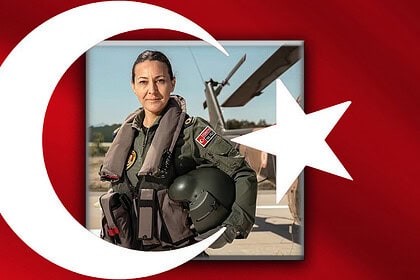 Türk Hava Kuvvetleri'nin İlk Kadın Paşası Özlem Karapınar Tuğgeneral Oldu!